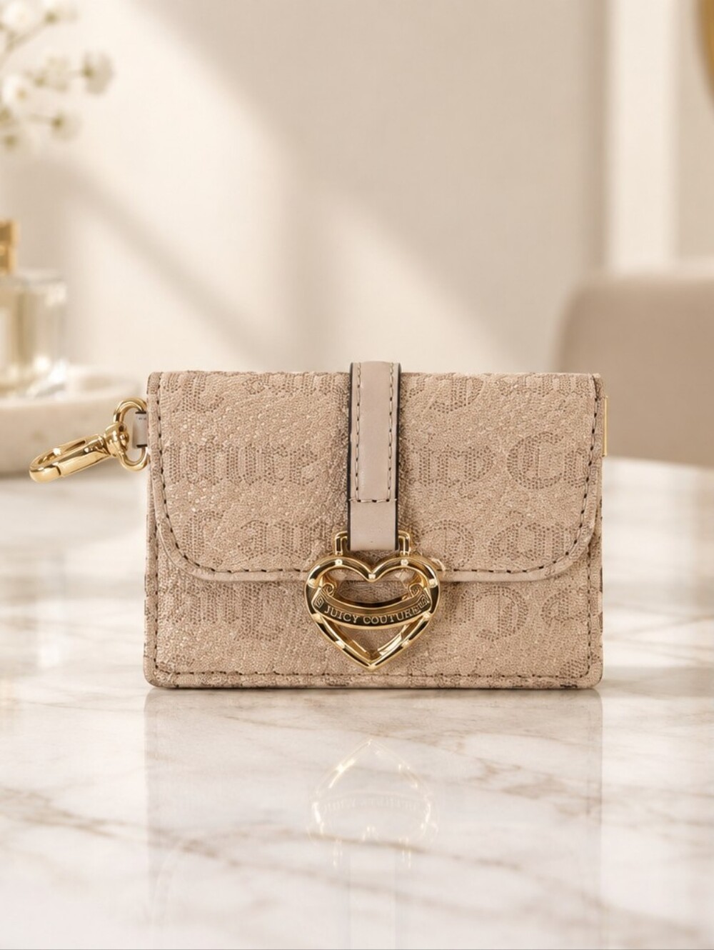 Women's Beige Heart Lock Wallet Crossbody
